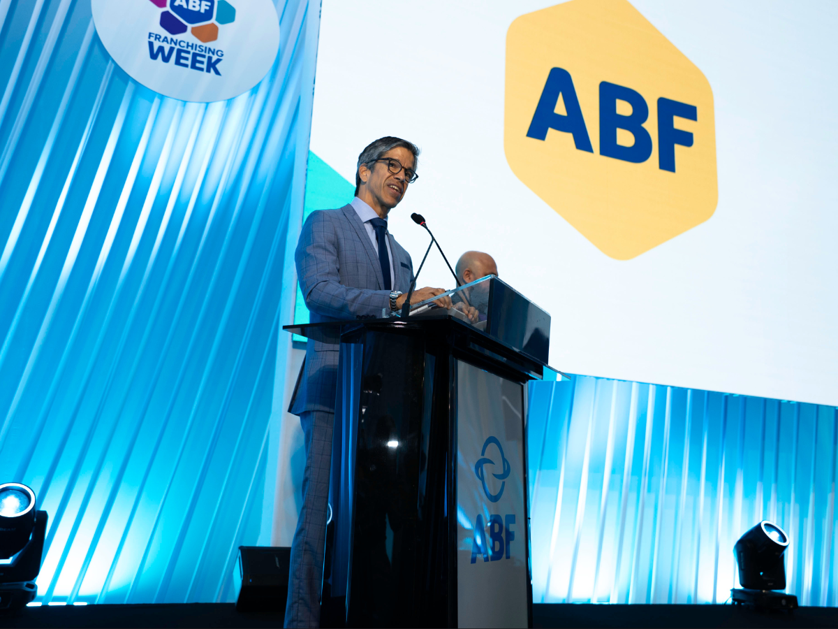 O setor de alimentação no franchising: oportunidade de crescimento e rentabilidade em 2025 